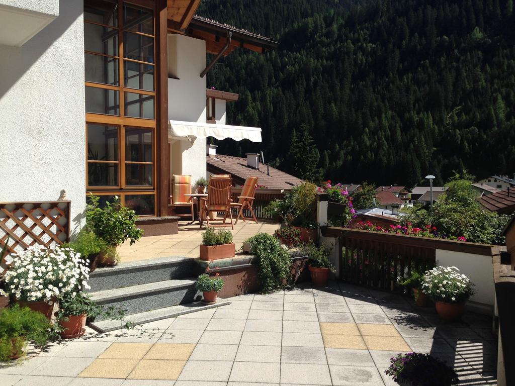 Apart Christa Kaunertal Rum bild